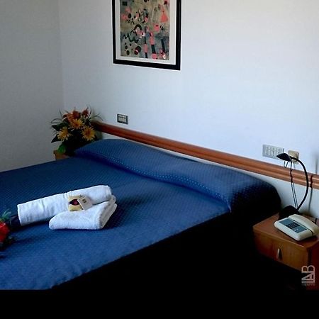Hotel Grand Meeting Rimini Luaran gambar