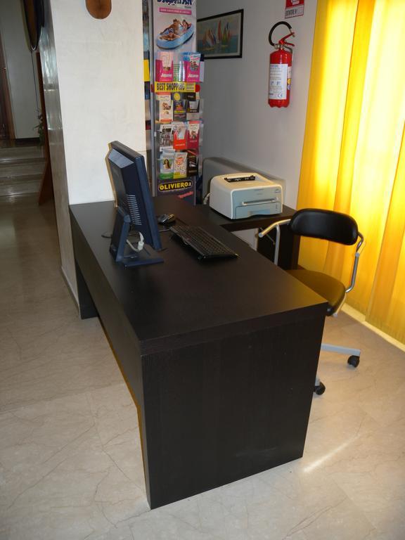 Hotel Grand Meeting Rimini Luaran gambar