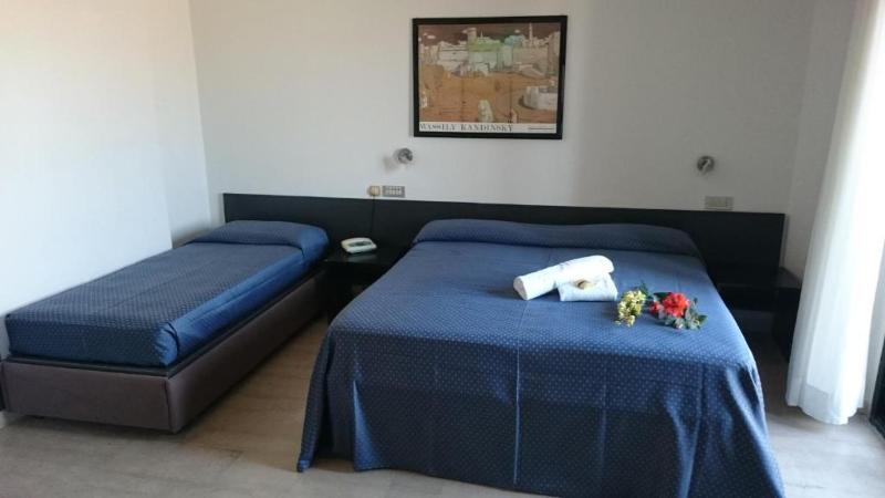 Hotel Grand Meeting Rimini Luaran gambar